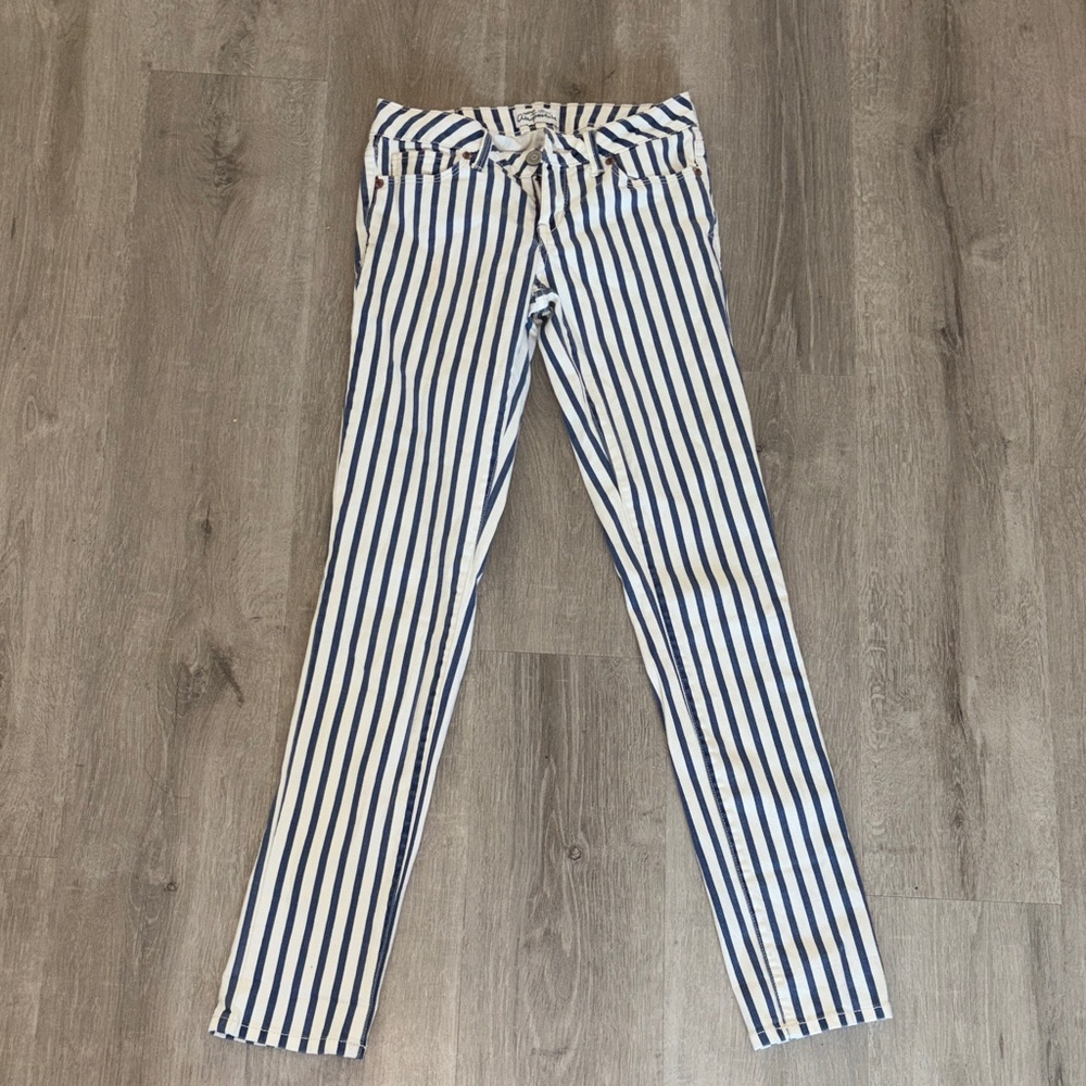 Aeropostale Blue and White Striped Skinny Jeans